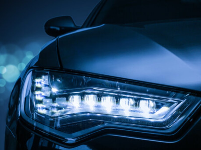 H7 LED bulbs for cars are more efficient. 